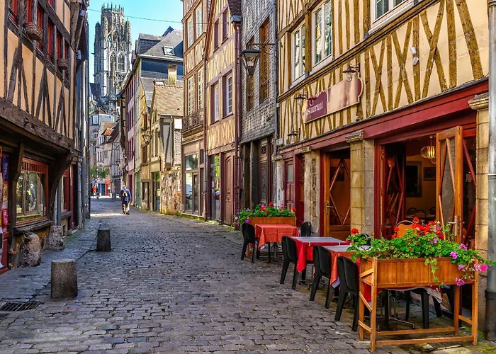 F2 Sur Cour Calme En Centre Appartement Rouen